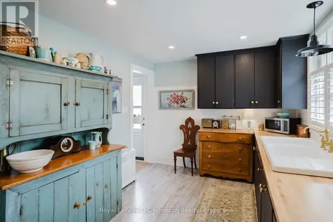 111 Albert Street North Saugeen Shores ON N0H 2L0