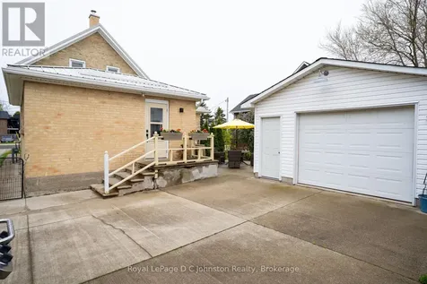 111 Albert Street North Saugeen Shores ON N0H 2L0