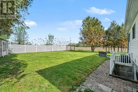 2147 Mer Bleue Road Ottawa ON K4A 3T9
