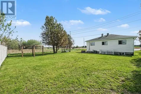 2147 Mer Bleue Road Ottawa ON K4A 3T9