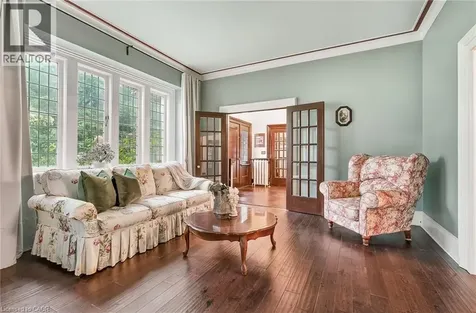 122 Dufferin Avenue Brantford ON N3T 4R1
