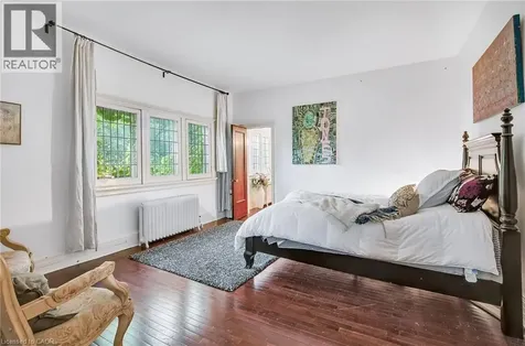 122 Dufferin Avenue Brantford ON N3T 4R1