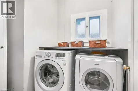 122 Dufferin Avenue Brantford ON N3T 4R1
