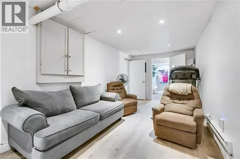 122 Dufferin Avenue Brantford ON N3T 4R1