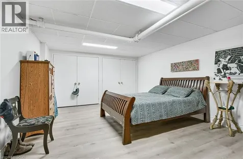 122 Dufferin Avenue Brantford ON N3T 4R1
