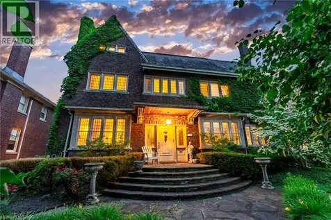 122 Dufferin Avenue Brantford ON N3T 4R1
