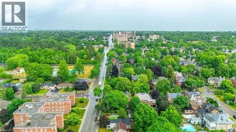 122 Dufferin Avenue Brantford ON N3T 4R1