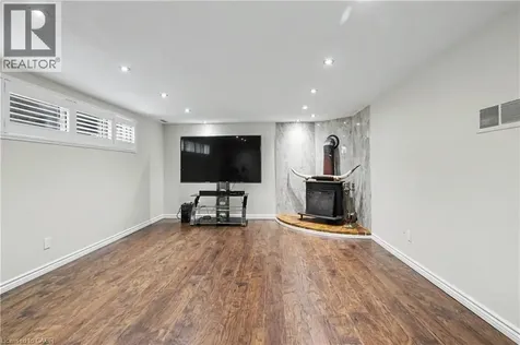 326 Manchester Road Kitchener ON N2B 1A4