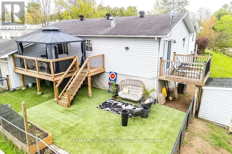 66 Woodland Crescent Petawawa ON K8H 3M1