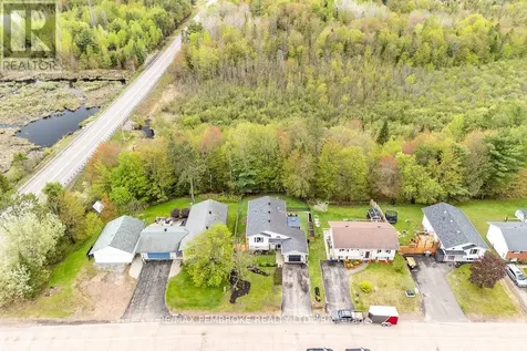 66 Woodland Crescent Petawawa ON K8H 3M1