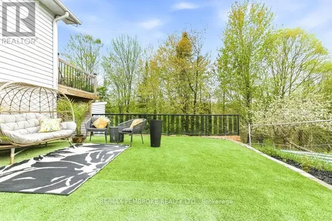 66 Woodland Crescent Petawawa ON K8H 3M1