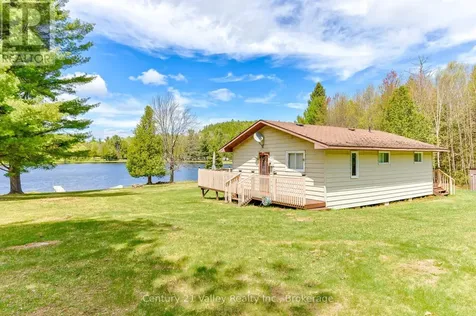89A Lake Lapinskie Lane Madawaska Valley ON K0J 2N0