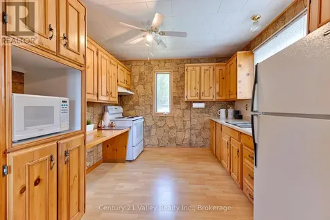 89A Lake Lapinskie Lane Madawaska Valley ON K0J 2N0