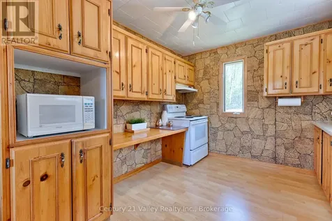 89A Lake Lapinskie Lane Madawaska Valley ON K0J 2N0