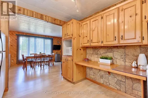89A Lake Lapinskie Lane Madawaska Valley ON K0J 2N0