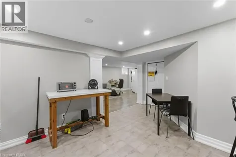 1314 Fisher Avenue Burlington ON L7P 2L6