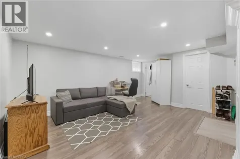 1314 Fisher Avenue Burlington ON L7P 2L6