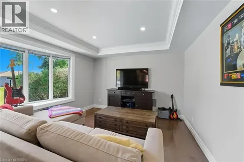 1314 Fisher Avenue Burlington ON L7P 2L6