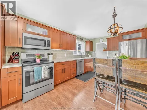 911 Homedale Boulevard Windsor ON N8S 2T1