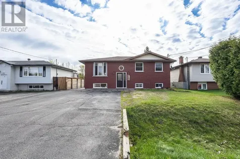 4460 Frost Avenue Hanmer ON P3P 1C5