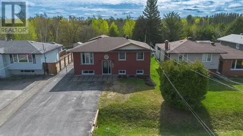4460 Frost Avenue Hanmer ON P3P 1C5