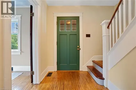 339 Greenfield Avenue Kitchener ON N2C 1E2