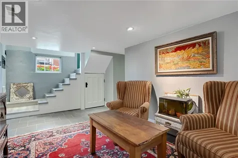339 Greenfield Avenue Kitchener ON N2C 1E2