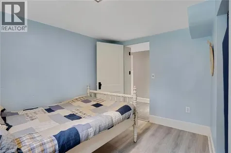 339 Greenfield Avenue Kitchener ON N2C 1E2
