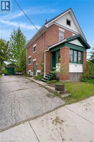 339 Greenfield Avenue Kitchener ON N2C 1E2