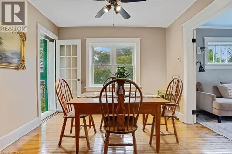 339 Greenfield Avenue Kitchener ON N2C 1E2