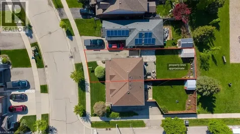 30 Bristow Creek Drive Elmira ON N3B 3K6