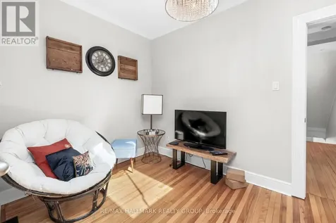 93 James Street Ottawa ON K1R 5M2