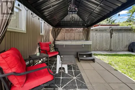 93 James Street Ottawa ON K1R 5M2