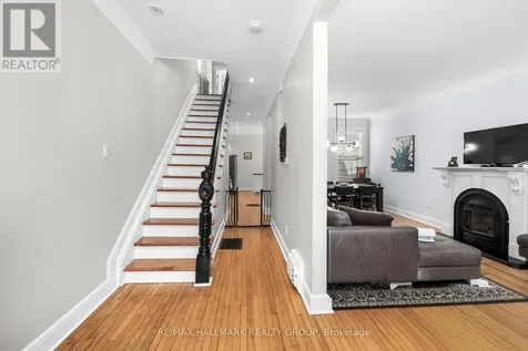 93 James Street Ottawa ON K1R 5M2