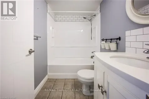 3227 King Street East Kitchener ON N2A 3Z9