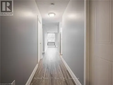 3227 King Street East Kitchener ON N2A 3Z9