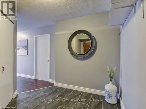 3227 King Street East Kitchener ON N2A 3Z9