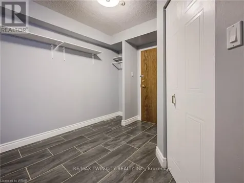 3227 King Street East Kitchener ON N2A 3Z9