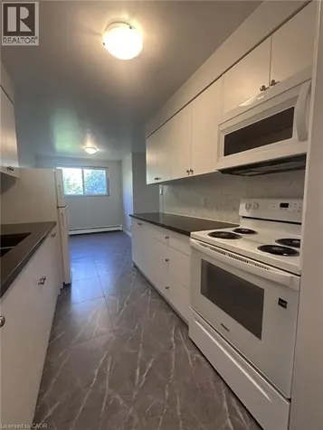 15 Mowat Boulevard Kitchener ON N2E 1J1
