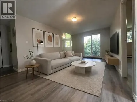 15 Mowat Boulevard Kitchener ON N2E 1J1