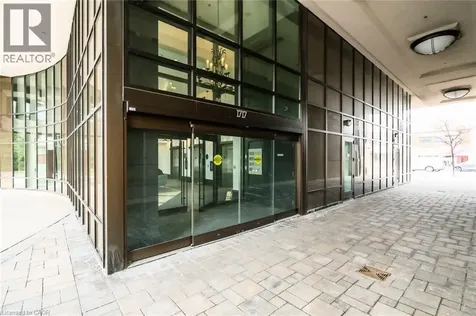1717 Avenue Road Toronto ON M5M 0A2