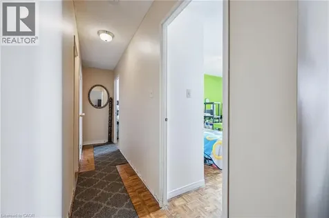 225 Harvard Place Waterloo ON N2J 4H4