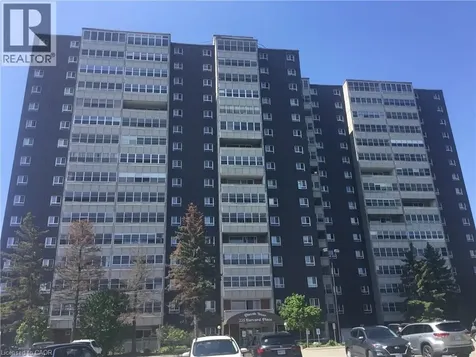 225 Harvard Place Waterloo ON N2J 4H4