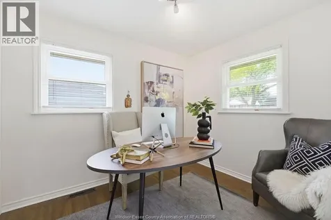 826 Watson Avenue Windsor ON N8S 3S8