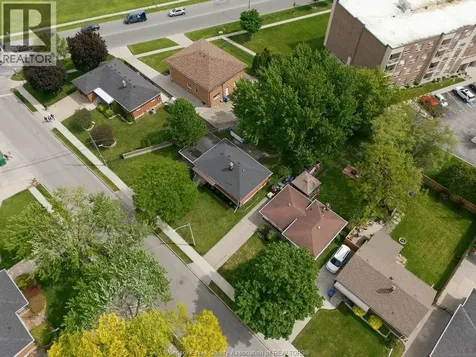 826 Watson Avenue Windsor ON N8S 3S8