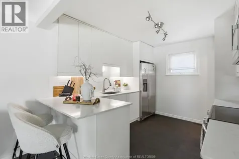 826 Watson Avenue Windsor ON N8S 3S8
