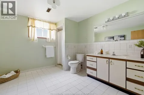 12311 Vickery Lane Tecumseh ON N9K 1B5