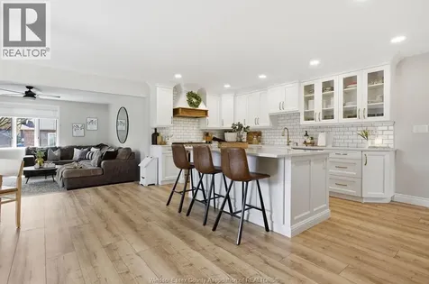 12311 Vickery Lane Tecumseh ON N9K 1B5
