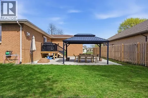 12311 Vickery Lane Tecumseh ON N9K 1B5