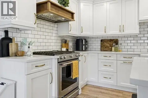 12311 Vickery Lane Tecumseh ON N9K 1B5